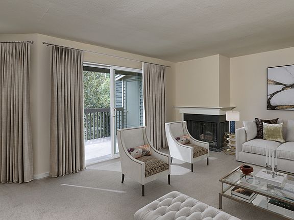 5th image of 6218 Lakeview Dr APT 4
