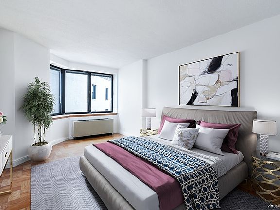 4th image of 415 E 37th St APT 8L