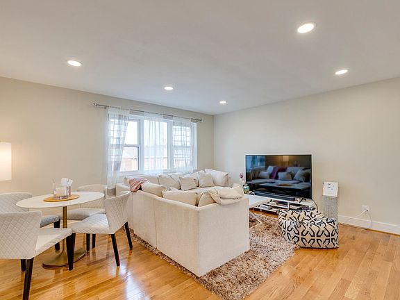 4th image of 6192 Greenwood Dr APT 102