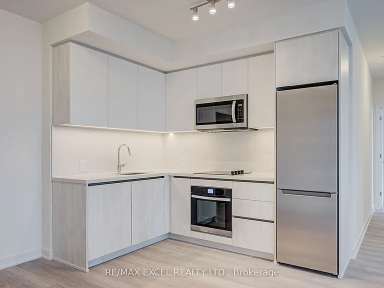 5858 Yonge St #1011 — Photo 12