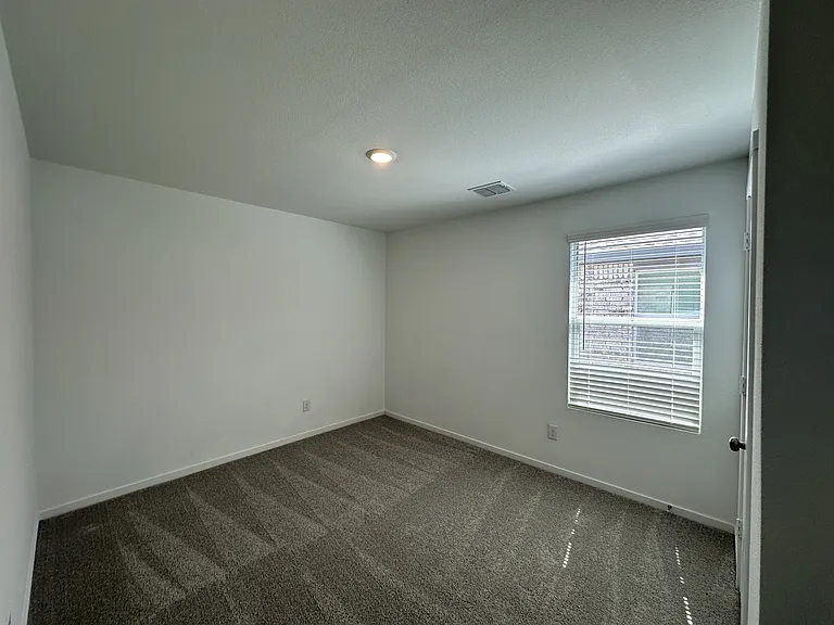 1601 Elliott Rd — Photo 8