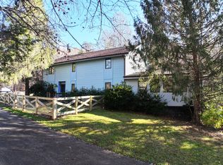 820 Sweet Lick Rd, Irvine, KY 40336