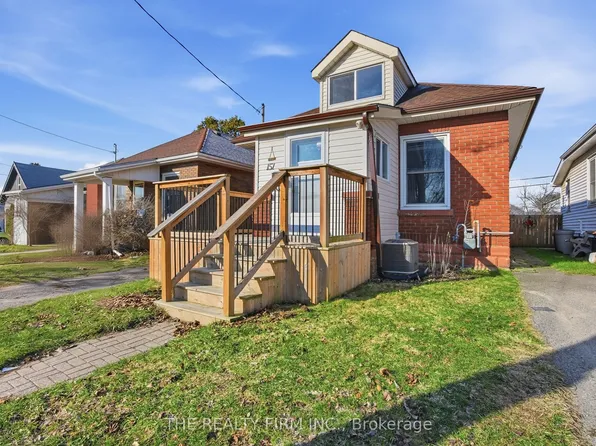 151 Brisbin St, London, ON N5Z 2M2