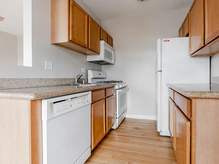Malden Commons — Photo 17