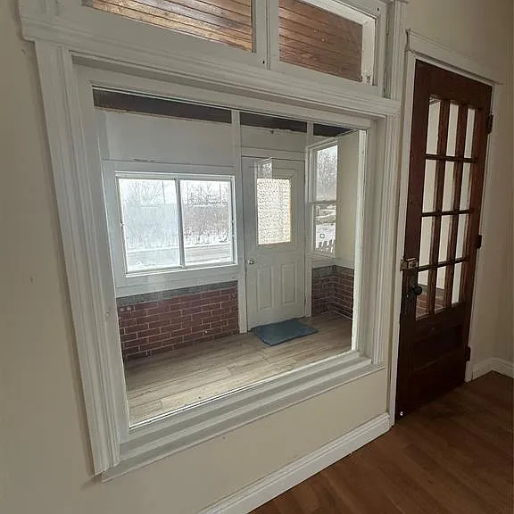 1473 S Cameron Blvd — Photo 2