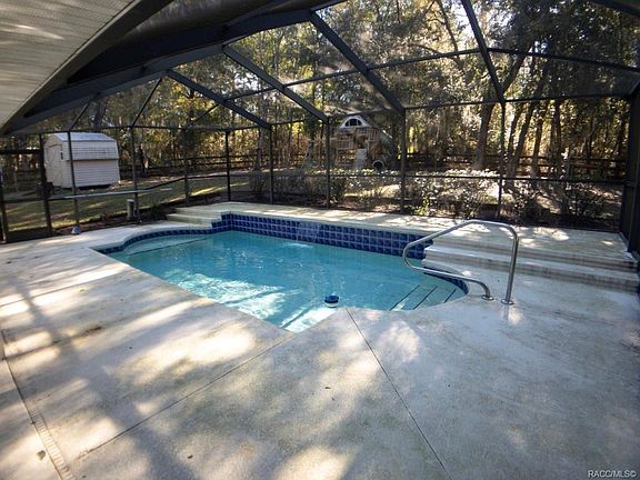 3rd image of 8039 N Golfview Dr