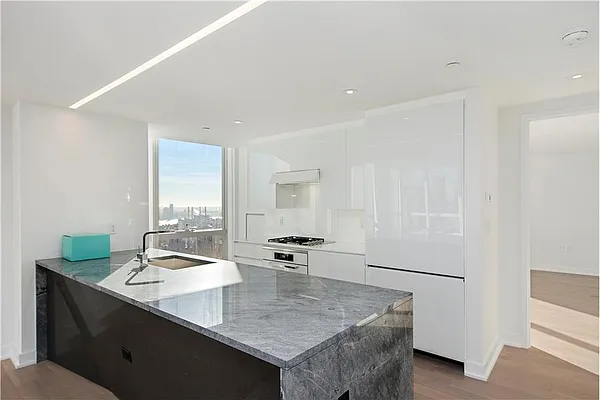 Rented by Vize Property Group | media 55