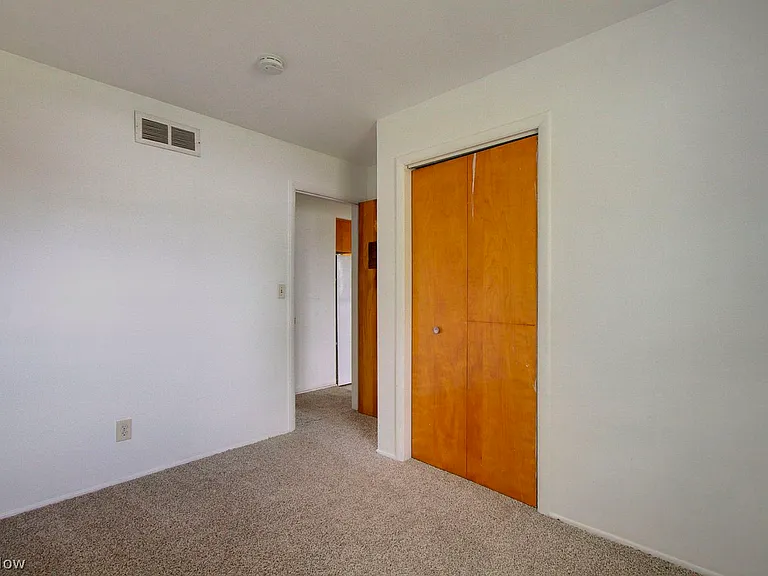 1445 Hyde Park Ave — Photo 11