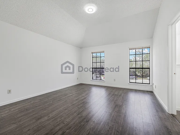 4707 Fallenash Dr — Photo 36