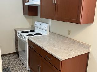 901 W Main St #A, Fairfield, IL 62837