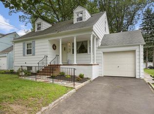 512 Gallows Hill Rd, Cranford, NJ 07016