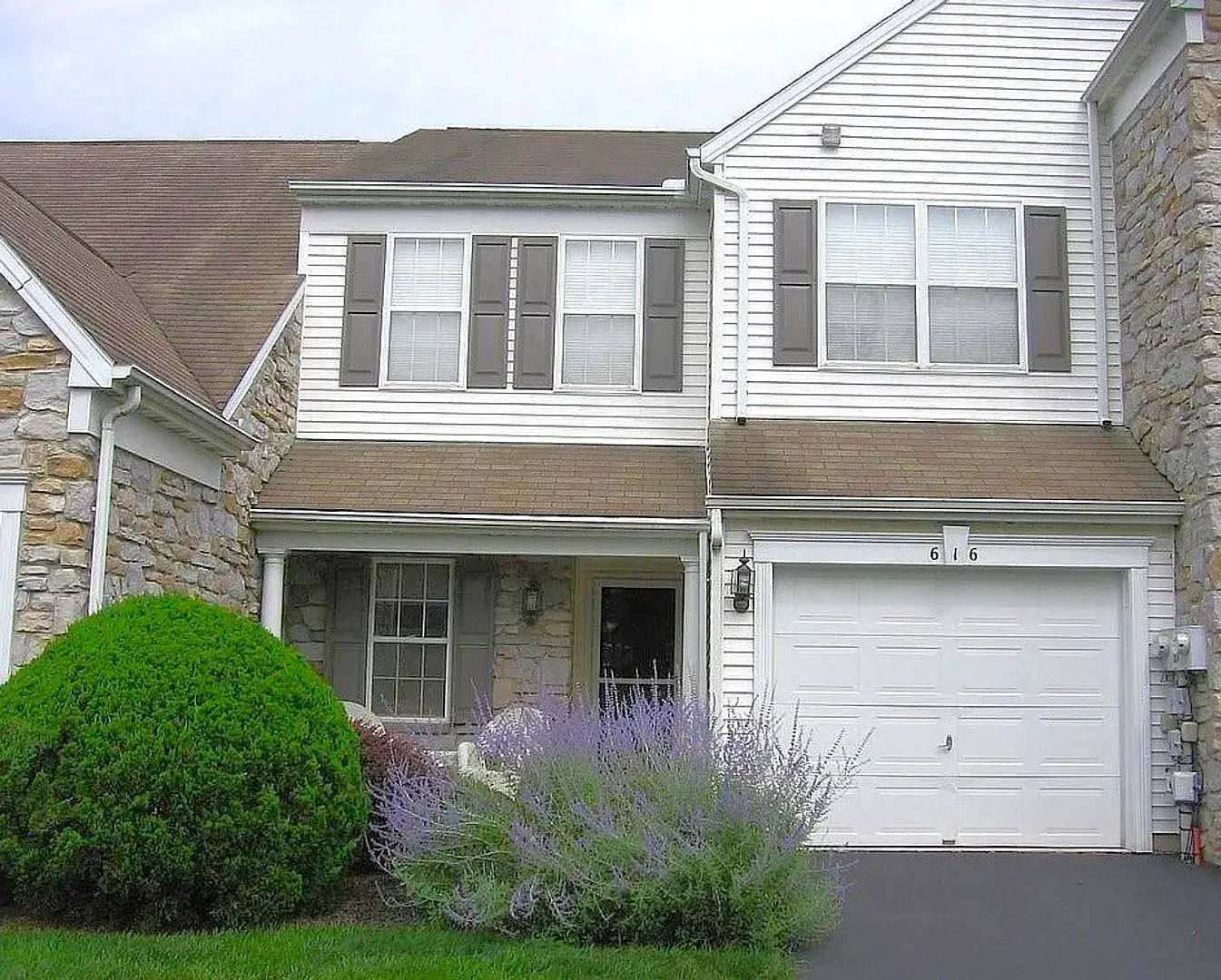 616 Spring House Lane — Photo 1