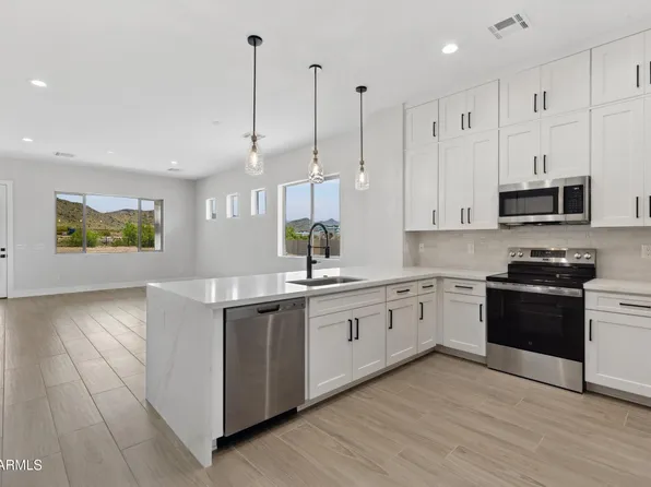 3835 W FOX Road, Laveen, AZ 85339