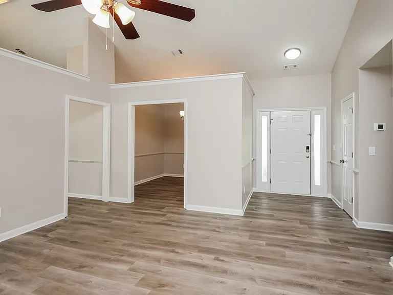5912 Sycamore Ridge Dr — Photo 6
