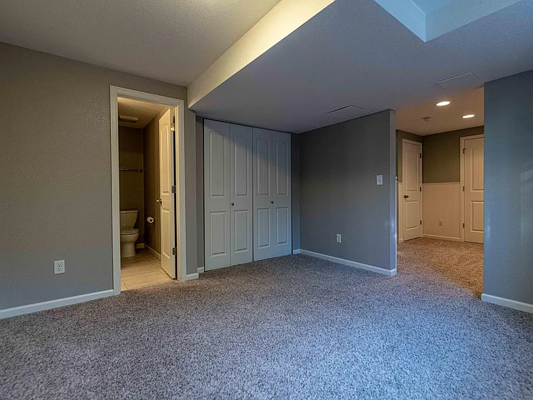 9869 Bathurst Way — Photo 27