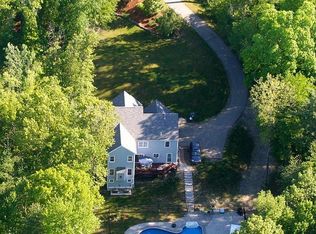 1 Beechwood Dr, Georgetown, MA 01833