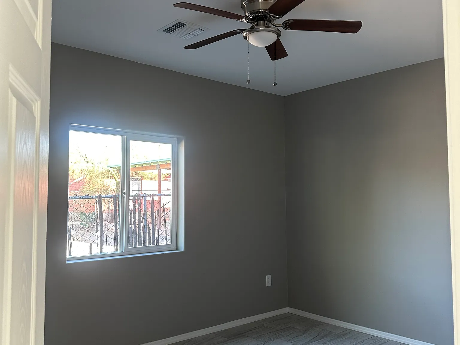 2 bed, 1200 sqft, $1,550 — Photo 2