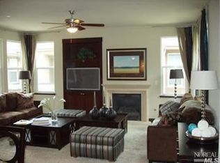 1133 Azuar Dr, Vallejo, CA 94592