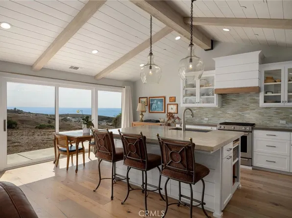 526 Huntington Rd, Cambria, CA 93428