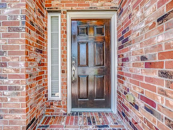 4th image of 12501 Rocky Springs Ct
