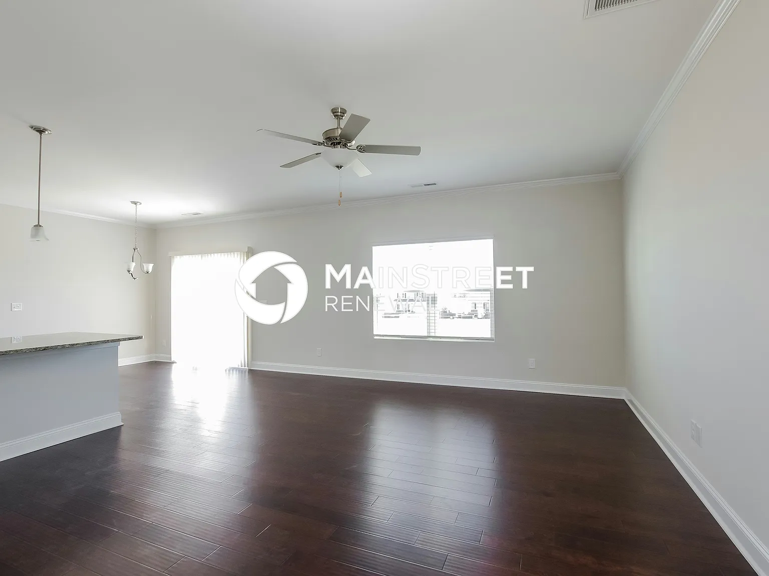2126 Vecchio Dr — Photo 4