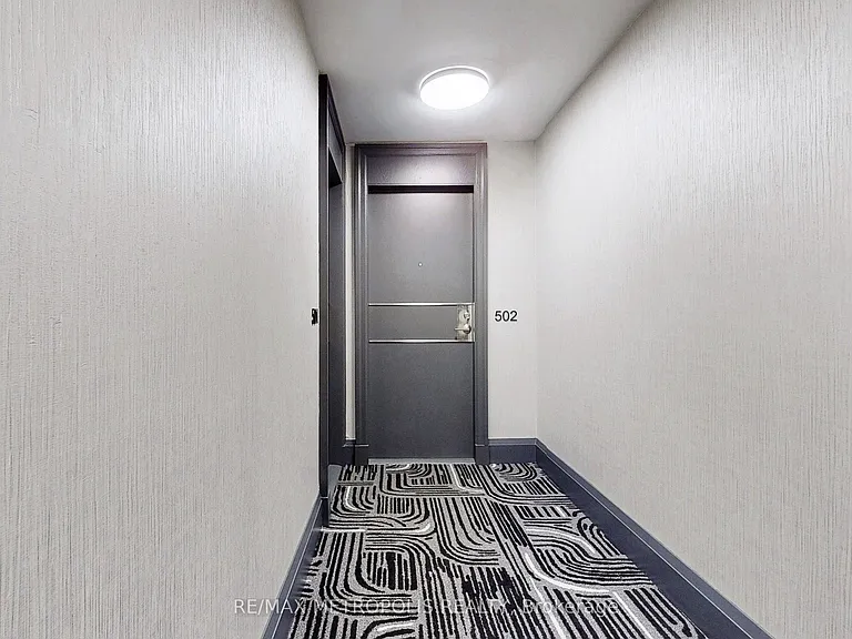 30 Grand Trunk Cres #502 — Photo 28