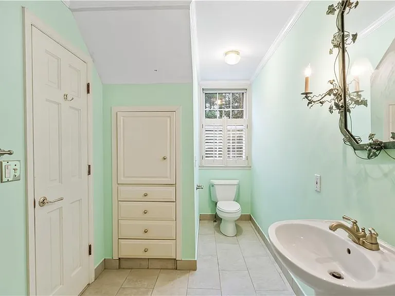 430 W Wesley Rd NW — Photo 67