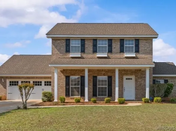 107 Grayton Ln, Enterprise, AL 36330