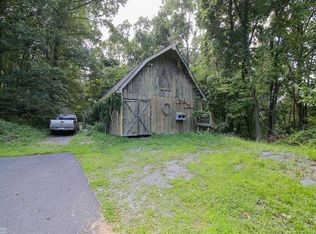 1755 Ehret Ln, Allentown, PA 18103