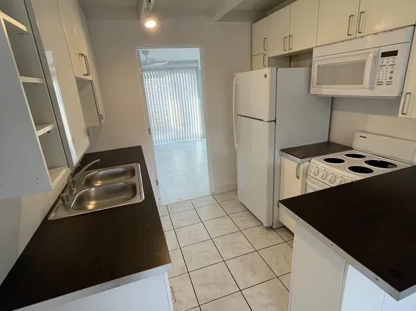 508 Desert View Dr, Palm Springs, CA 92264