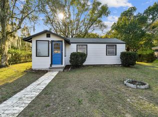 5631 13th St, Zephyrhills, FL 33542