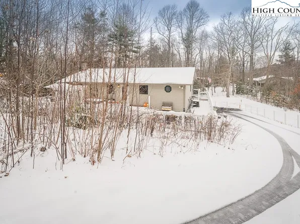 264 Twin Pines Lane, NC 28657