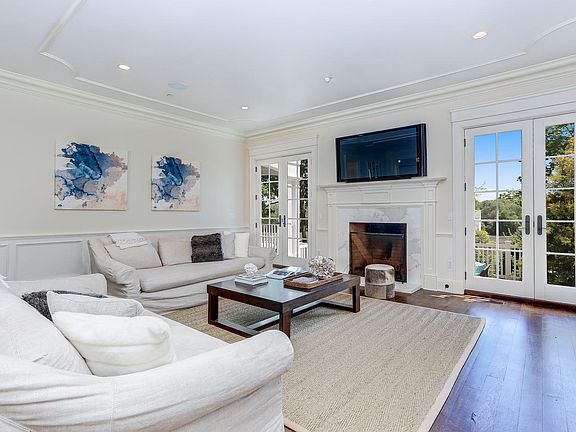 Family Room - Royal Regatta