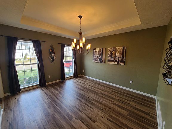4th image of 7420 Meadow Brooke Way