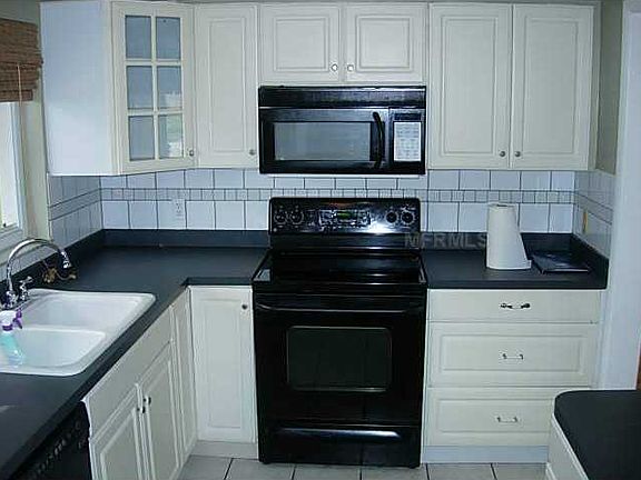 2nd image of 1420 Orange St