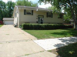 1604 Euclid St #1, Saint Paul, MN 55106