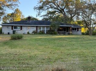 138 Windeler Rd, Howell, NJ 07731