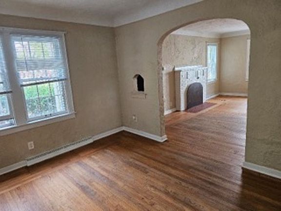 5th image of 3723 State St