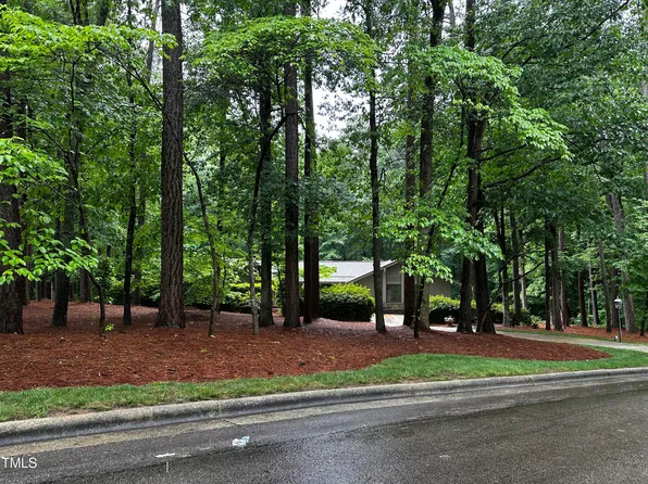 101 Greenock Ct, Cary, NC 27511
