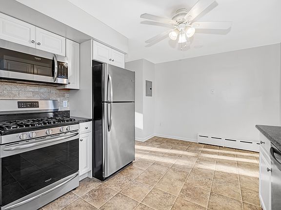 5th image of 496 Joralemon St APT 3
