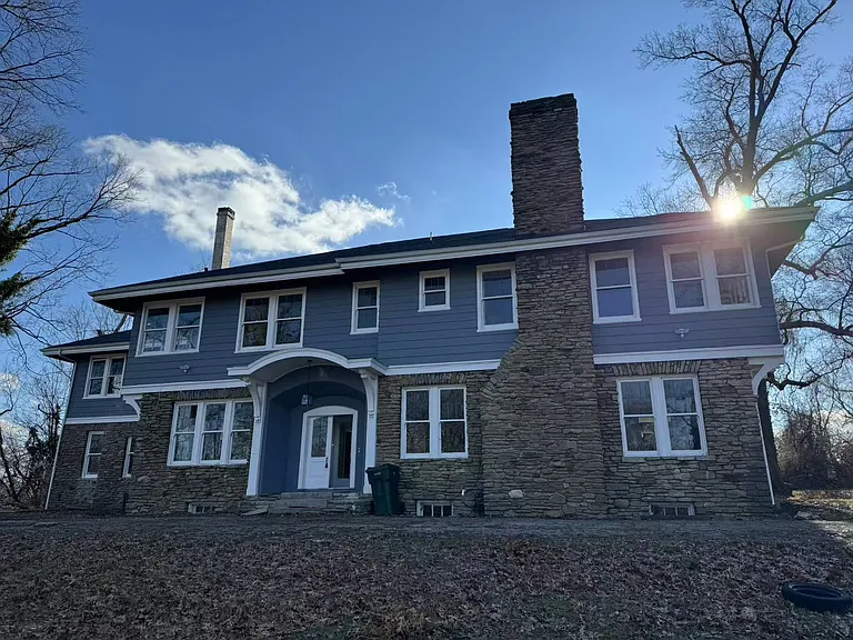 747 Clinton Springs Ave — Photo 1