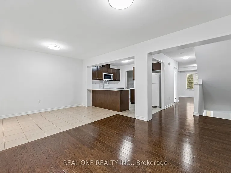30 Henneberry Ln — Photo 10