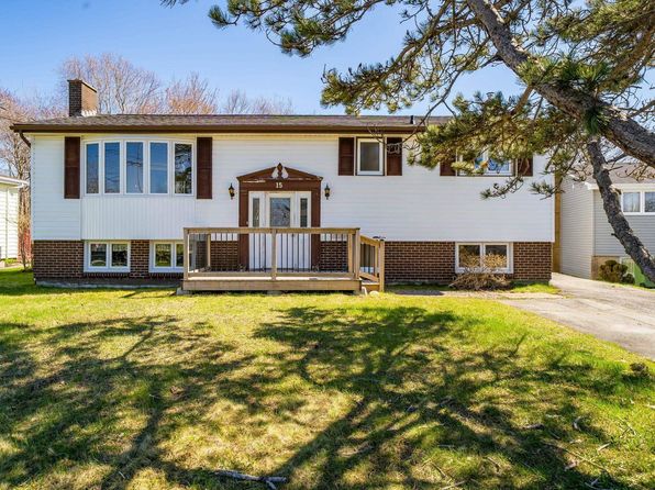 15 Skyvue Ter, Halifax, NS B2W 3Z2
