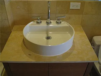 Rented by RELO REDAC INC.