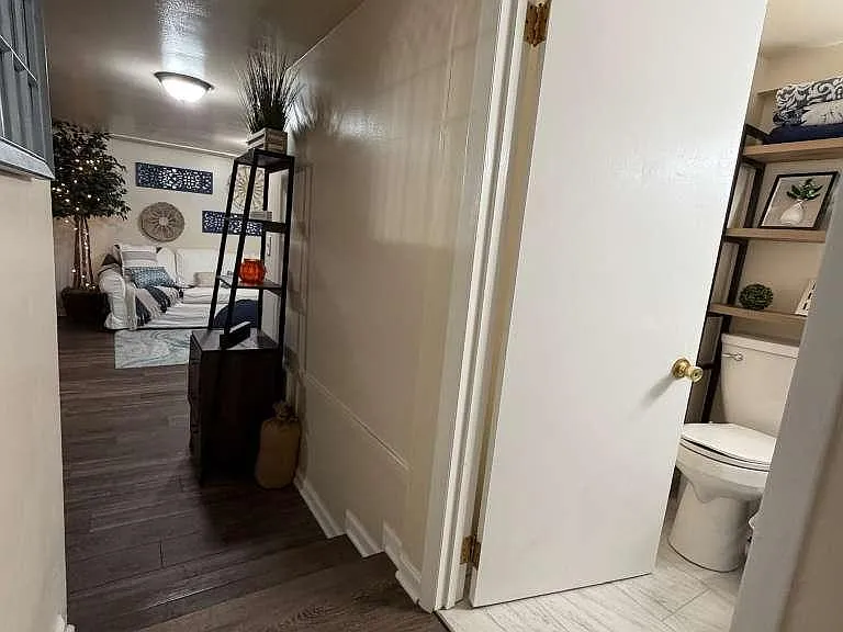 233 Molden Dr — Photo 23