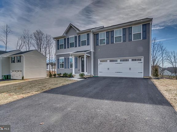 3rd image of 121 Harper Ln