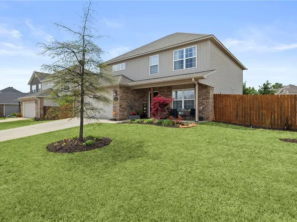 414 Driftwood St, Lowell, AR 72745