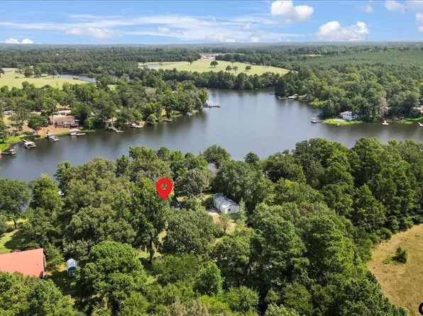 20009 Southside Cir, Winona, TX 75792