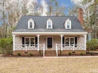 2913 Trestle Ct, Fuquay Varina, NC 27526