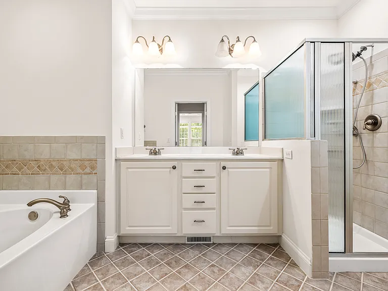 3925 Stags Leap Cir — Photo 26